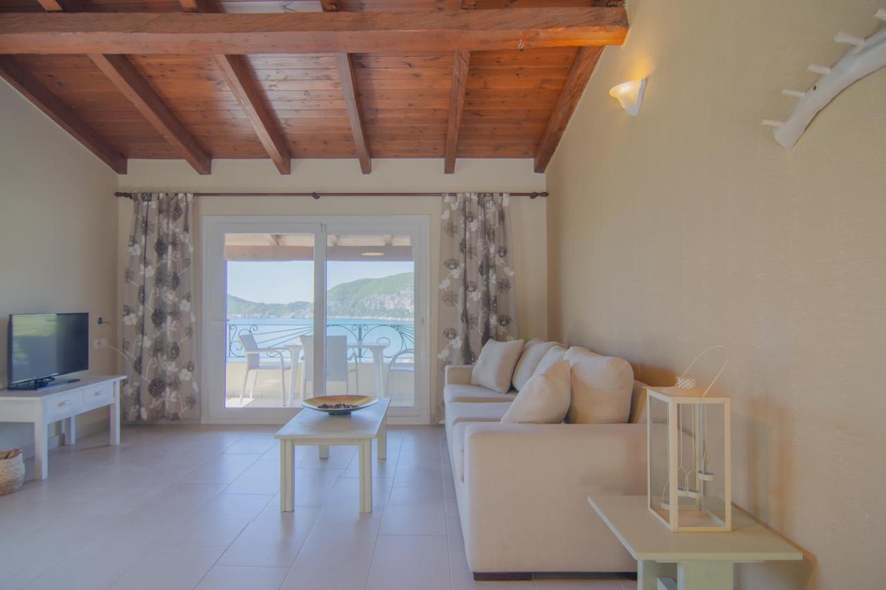 Theodora View Afroditi Vakantiehuis Agios Georgios Pagon